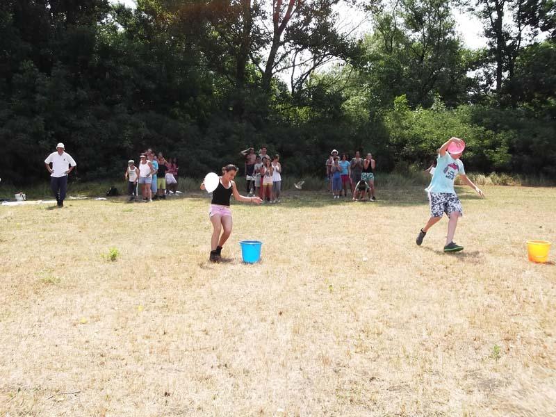 Erdei iskolás képek