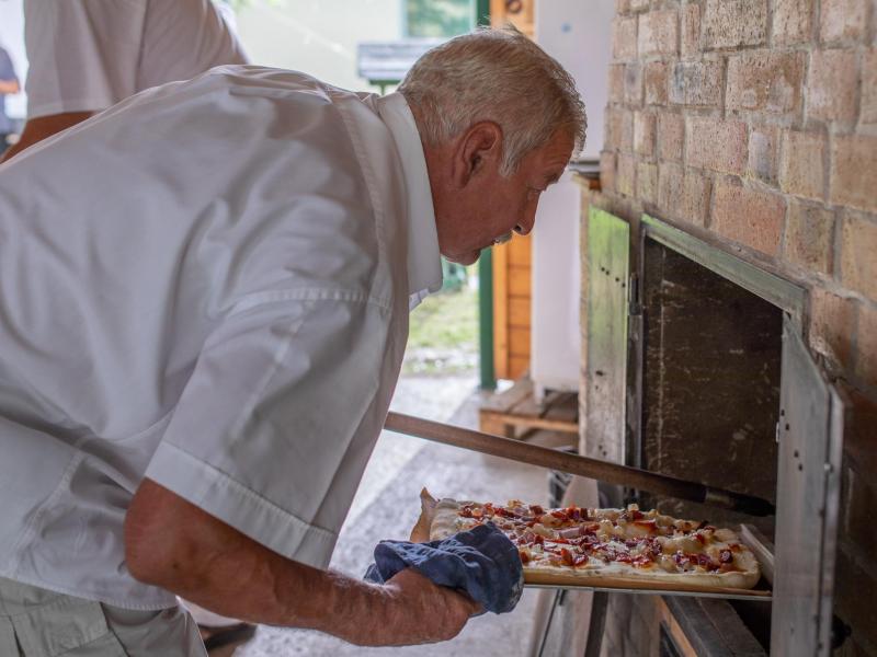 Hagyományápolás: Kemencében sütés fortélyai